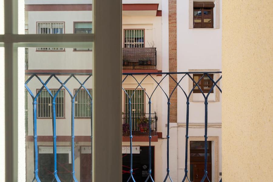 Peral Home Cozy Apartment Sevilla Bagian luar foto